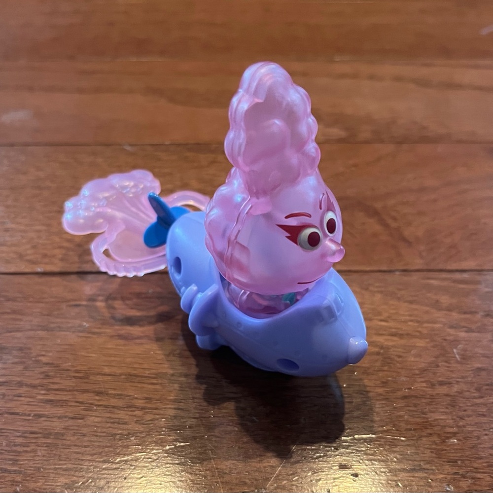 McDonalds 2023 Happy Meal Toy Disney Pixar Elemental #8 Gale On The Blimp